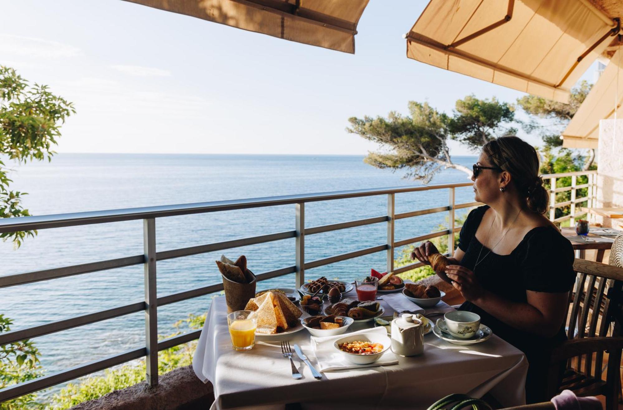Alivi Hotel Ville-di-Pietrabugno Ngoại thất bức ảnh