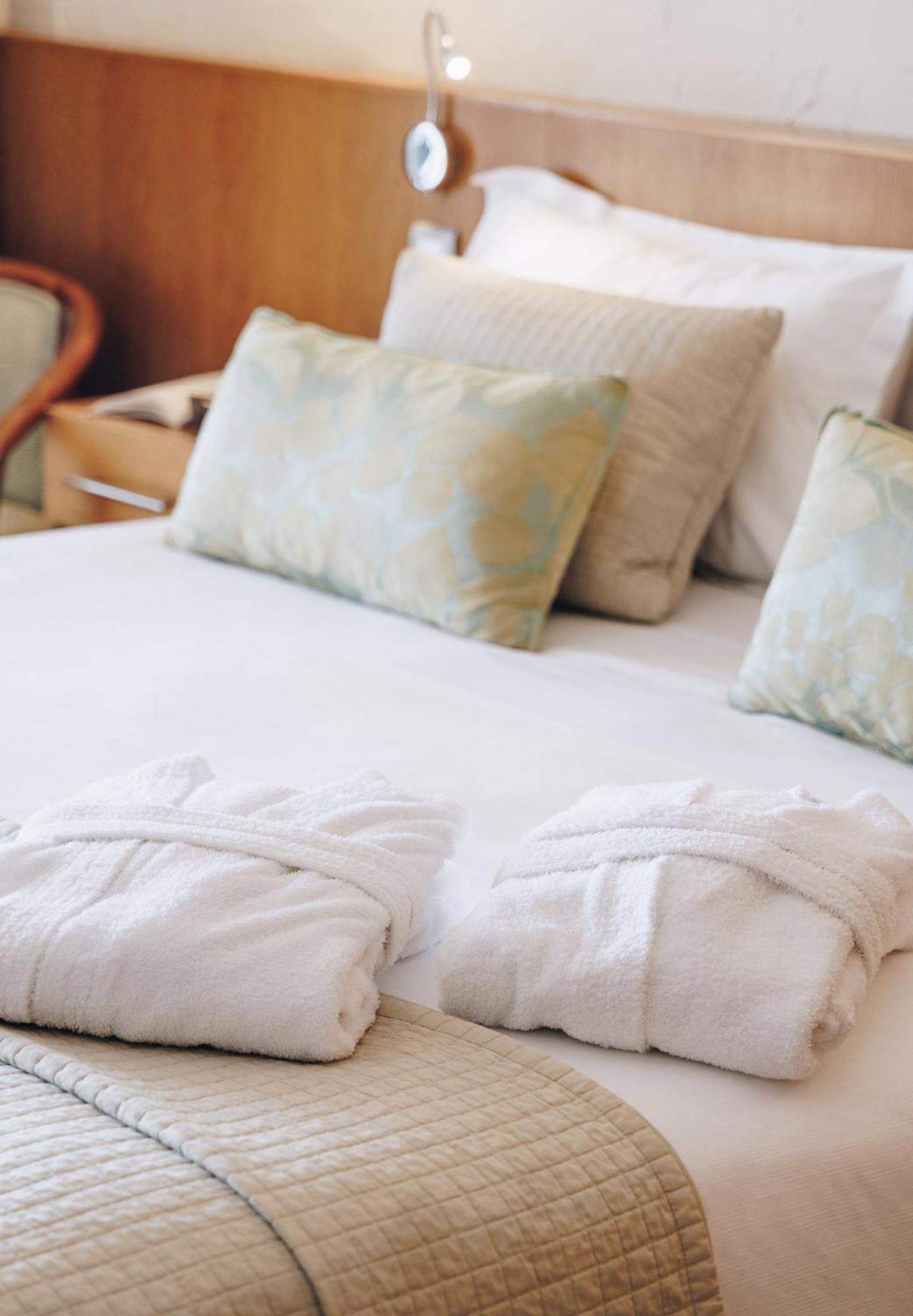 Alivi Hotel Ville-di-Pietrabugno Ngoại thất bức ảnh