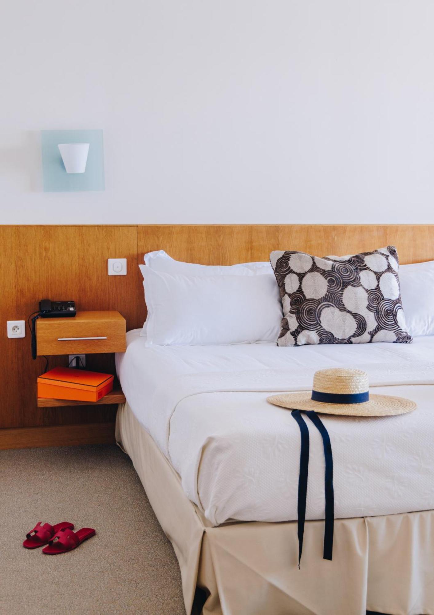 Alivi Hotel Ville-di-Pietrabugno Ngoại thất bức ảnh